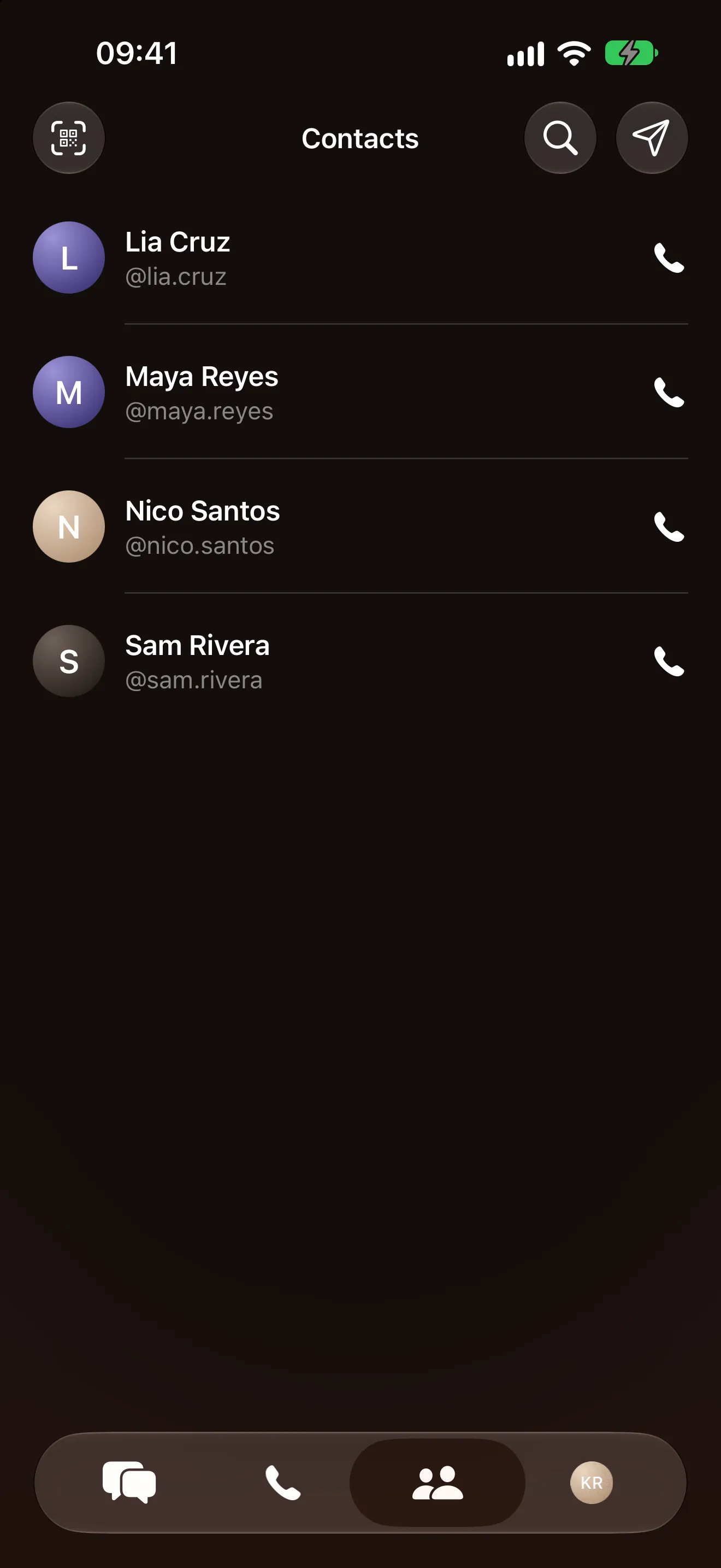 Comin contacts screen in the dark theme